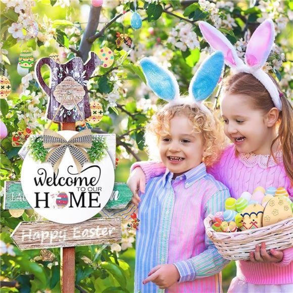 Interchangeable Welcome Sign - Wooden Welcome Wreath with 16 Holiday Icons - Picture 3 of 7